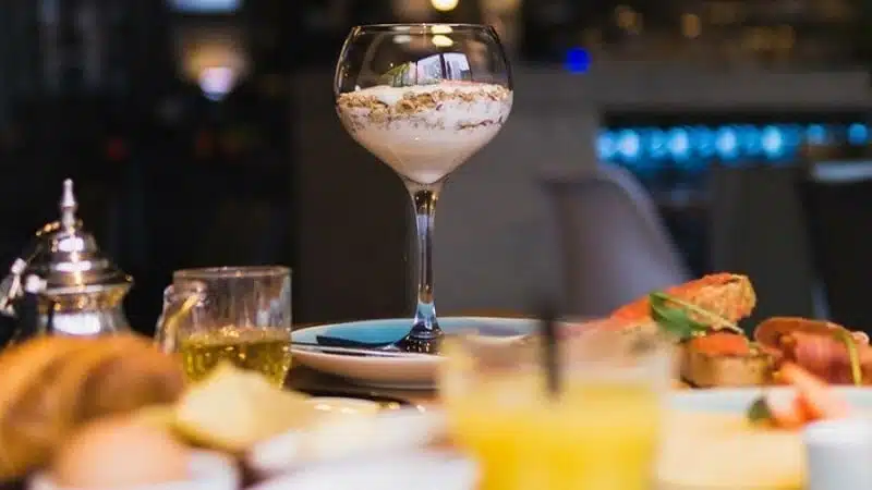 First Class Lounge @ DXB Terminal 1 - Image 3