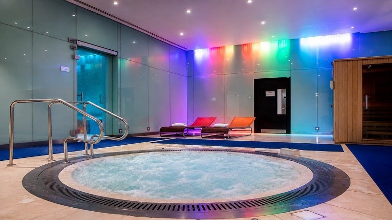 Pool, Jacuzzi, Steam Room & Shower
