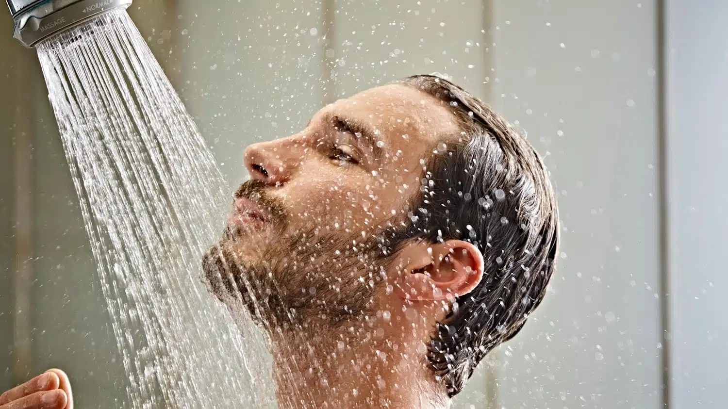 Gym & Shower at Dubai Airport